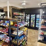 Autonomer 24/7-Shop auf einem Campingplatz